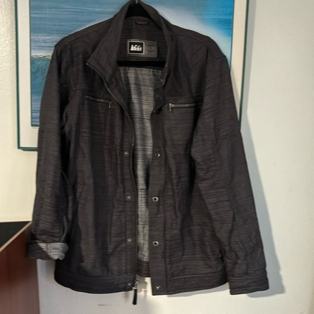 REI Denim jacket men’s size medium hidden pockets